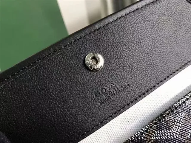 Goyard Backpacks Chevron-pattern flap backpack with top handle product detail image 32