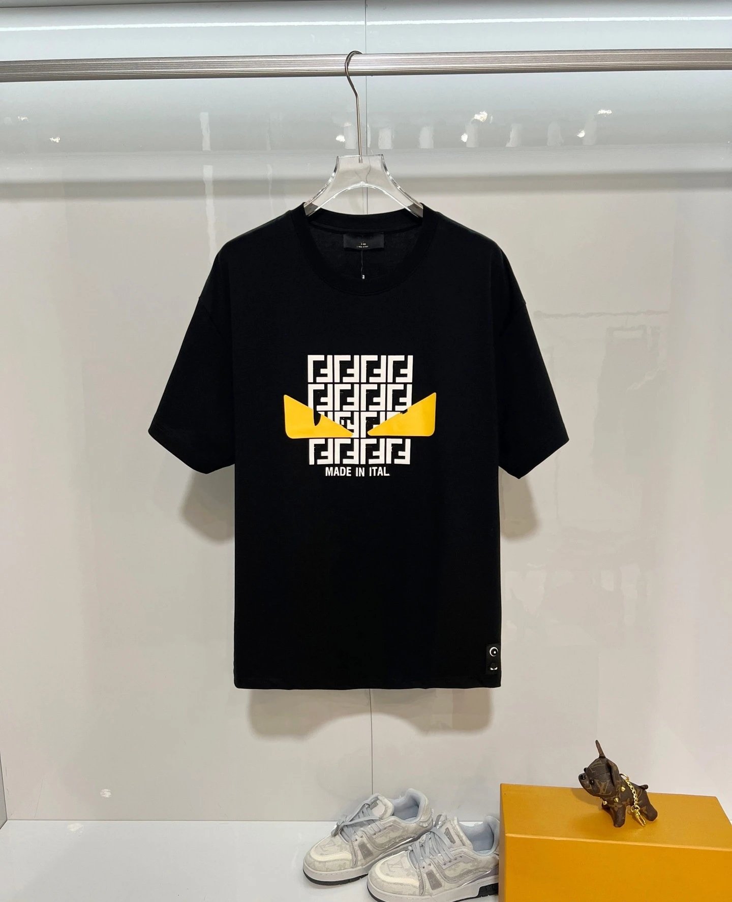Unbranded T-Shirts Graphic-print crew-neck short-sleeve T-shirt — 30