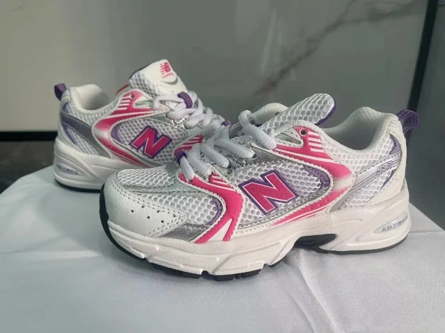 New Balance Sneakers 530 product detail image 12