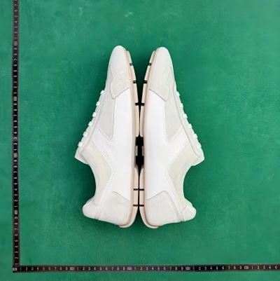 Prada Sneakers Low-top triangle-logo — 37
