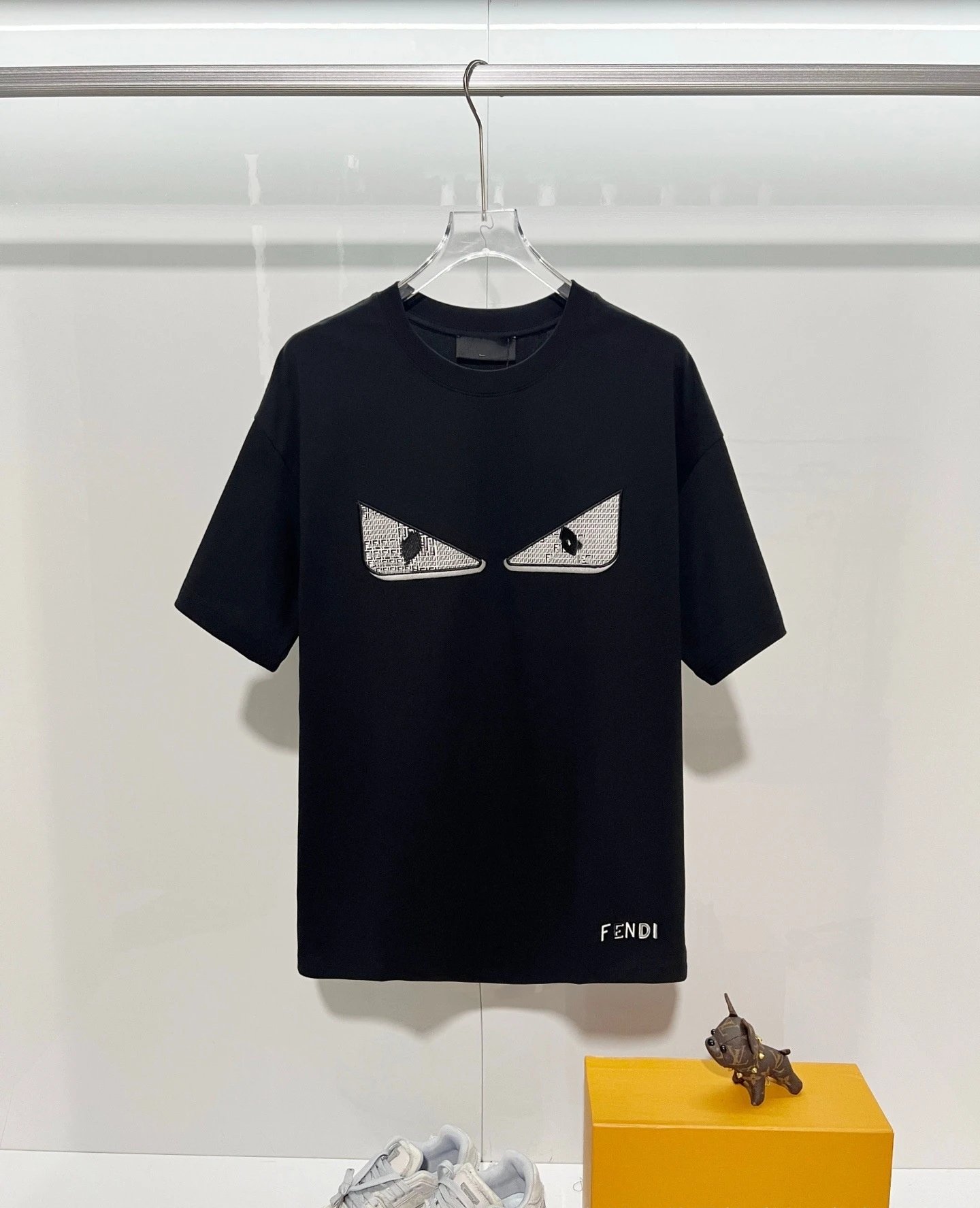 Unbranded T-Shirts Graphic-print crew-neck short-sleeve T-shirt — 38