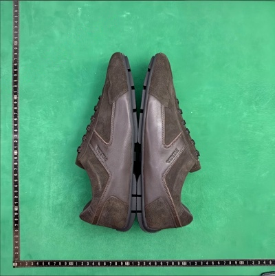 Prada Sneakers Low-top triangle-logo — 38