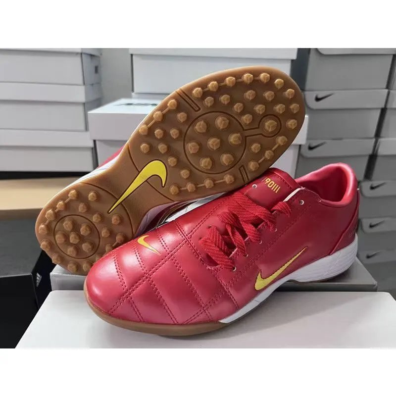 Nike Sneakers Total 90 III turf soccer shoes — 18