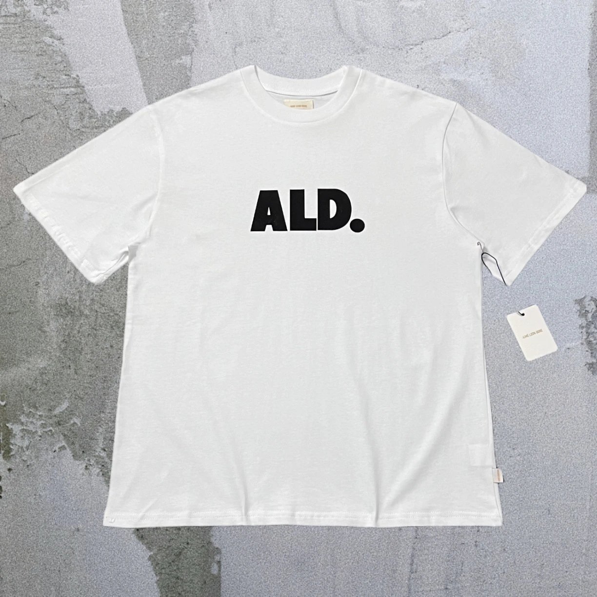 Aimé Leon Dore T-Shirts Short-sleeve logo graphic T-shirt — White ALD letter A33