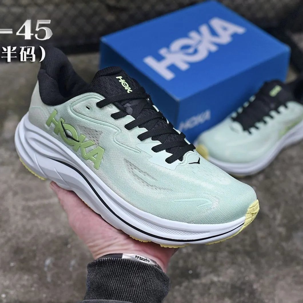 HOKA Sneakers Clifton 10 — H 10-Green, white, and black