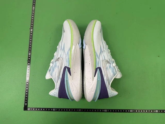 Nike Sneakers GT 2 product detail image 4