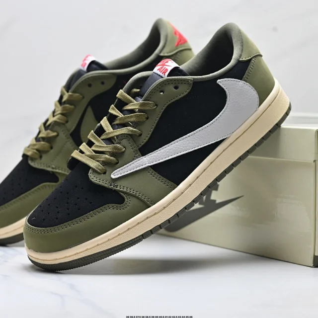 Nike Sneakers Low-Top Retro product detail image 15