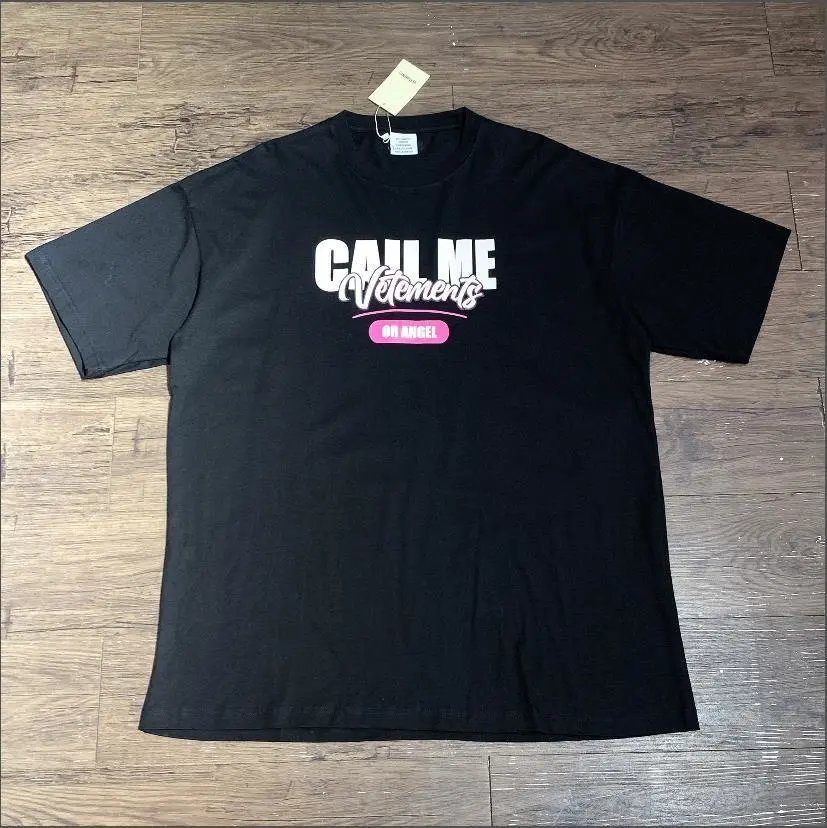 Vetements T-Shirts Graphic Print — 16