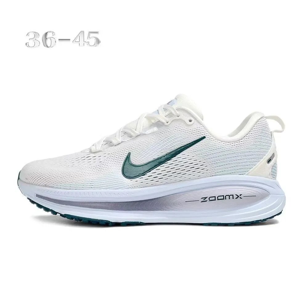 Nike Sneakers Vomero 18 — 18-Grass green
