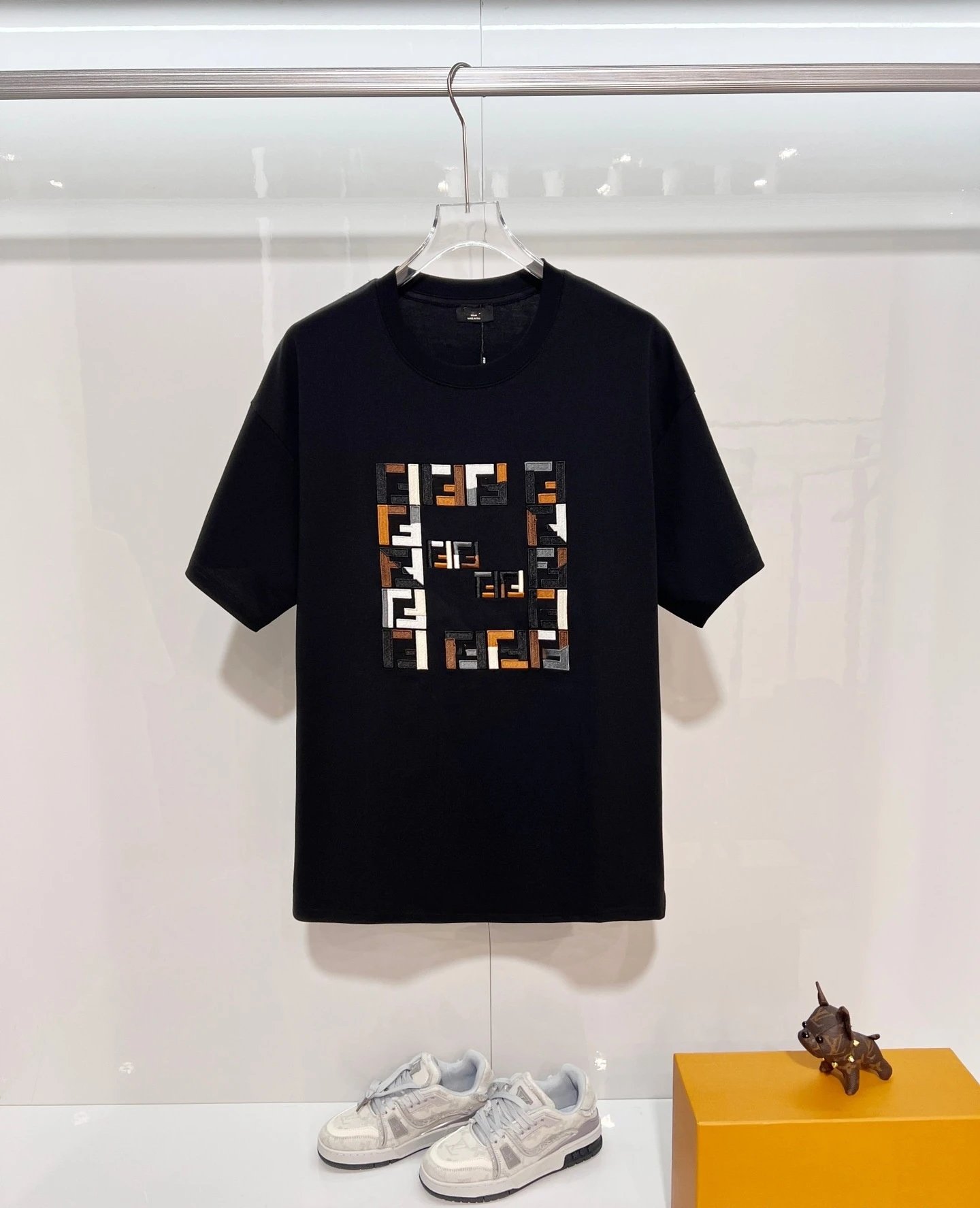 Unbranded T-Shirts Graphic-print crew-neck short-sleeve T-shirt — 34