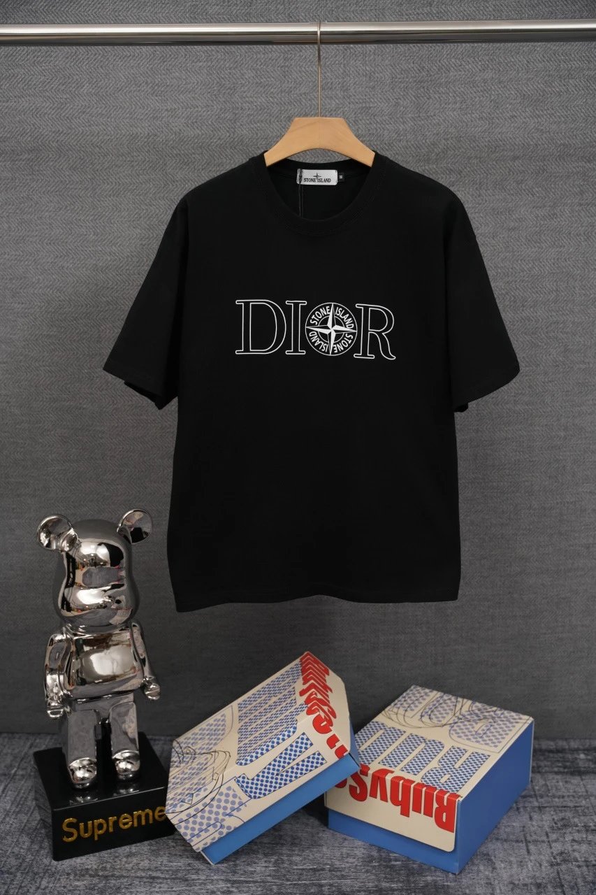 Stone Island T-Shirts Compass Graphic Short-Sleeve T-Shirt — SD 03 Black