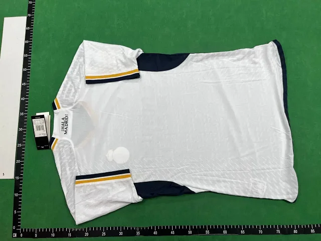 Unbranded Football Jerseys Short-Sleeve Club and National Team Designs product detail image 3