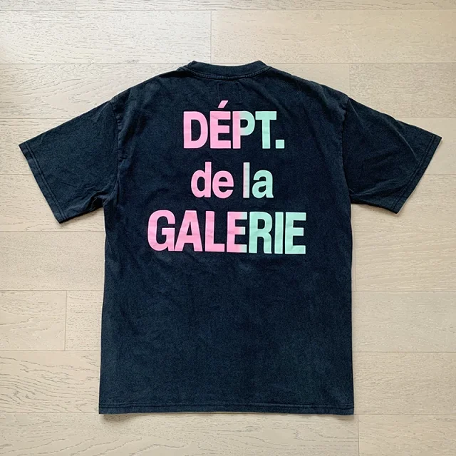 Gallery Dept. T-Shirts Loose Graphic Print product detail image 33