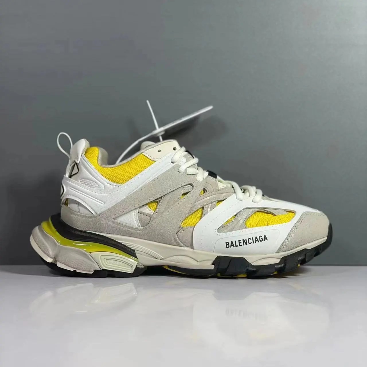 Balenciaga Sneakers Track 3.0 — 18