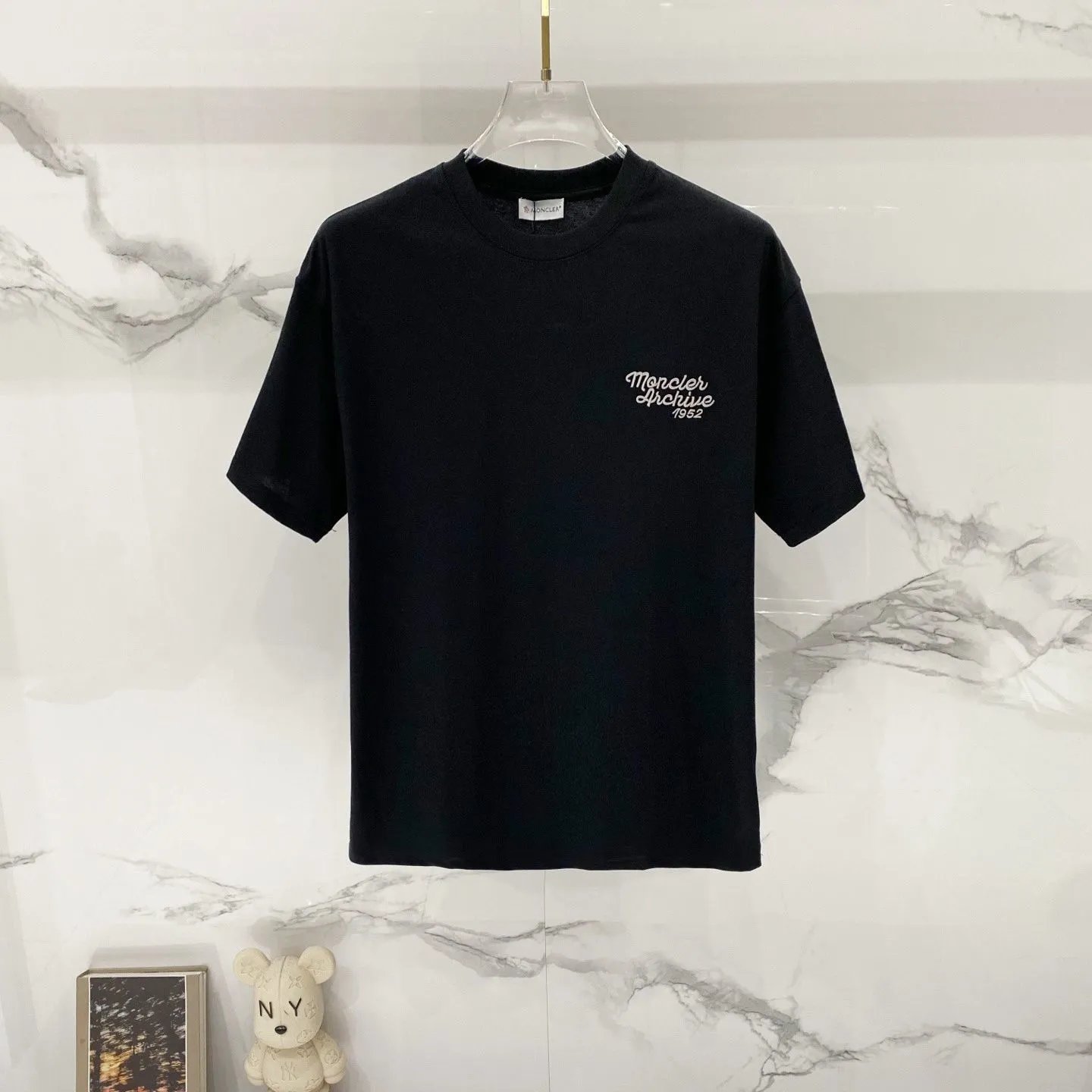 Moncler T-Shirts Logo Graphic Short-Sleeve Crewneck — M778