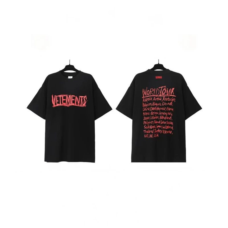 Vetements T-Shirts Graphic Print — Black and Red Graffiti Letters 7010