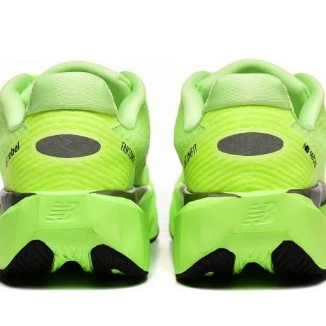 New Balance Sneakers FuelCell Rebel v5 product detail image 6