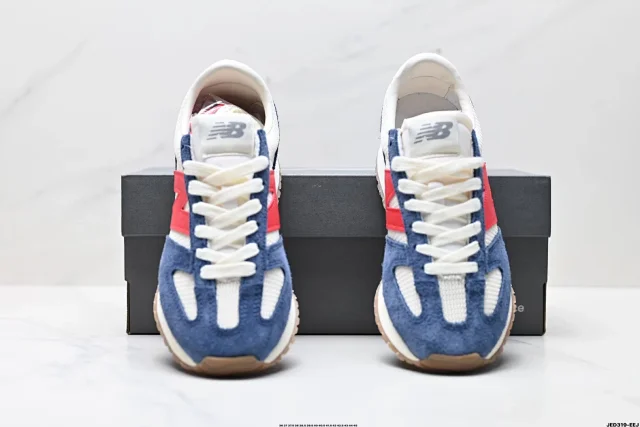 New Balance Sneakers 471 product detail image 3