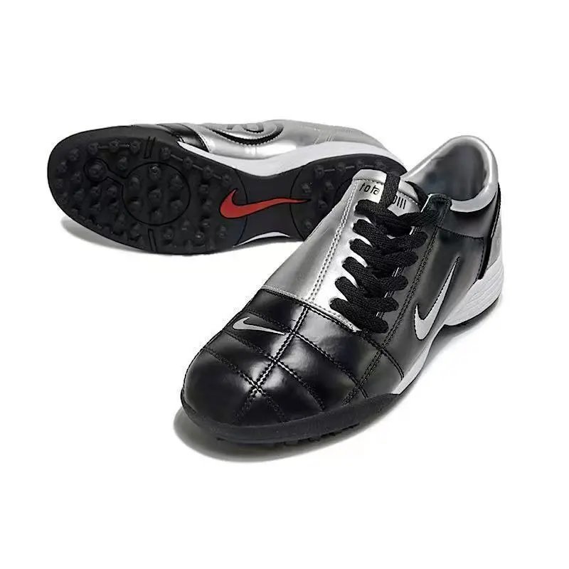 Nike Sneakers Total 90 III turf soccer shoes — 29