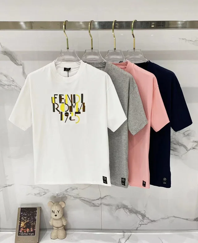 Fendi T-Shirts Loose-fit crew-neck short-sleeve T-shirt product detail image 9