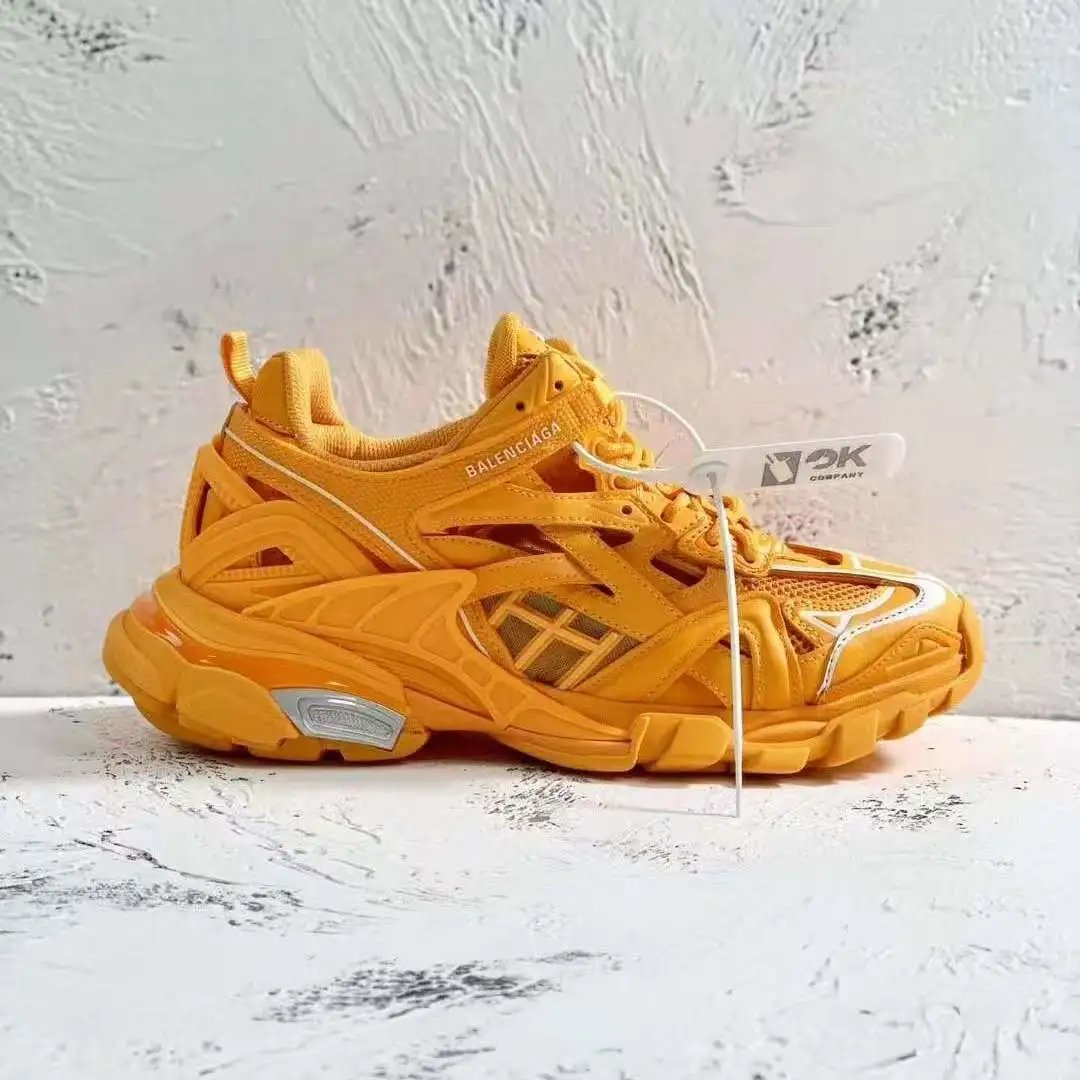 Balenciaga Sneakers Track.2 — 20