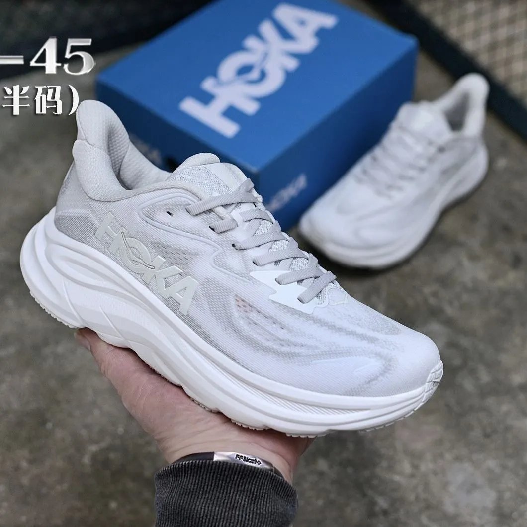 HOKA Sneakers Clifton 10 — H 10-Whitewash