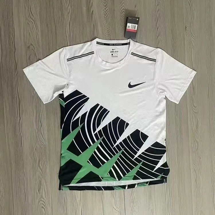 Nike T-Shirts Short-Sleeve Ankle Skeleton Graphic T-Shirt — Falcon white and green short-sleeve