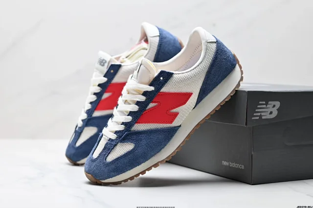 New Balance Sneakers 471 product detail image 2
