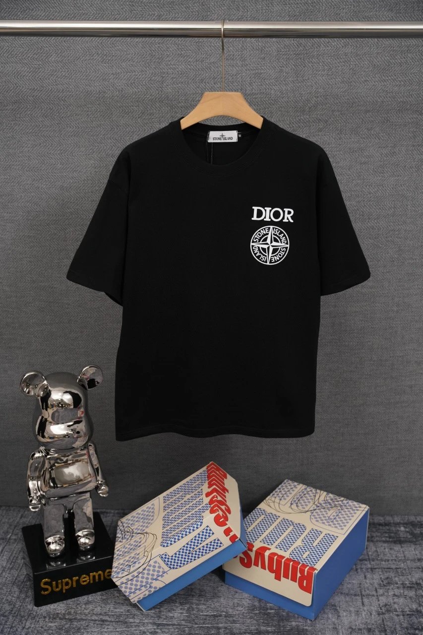 Stone Island T-Shirts Compass Graphic Short-Sleeve T-Shirt — SD 02 Black
