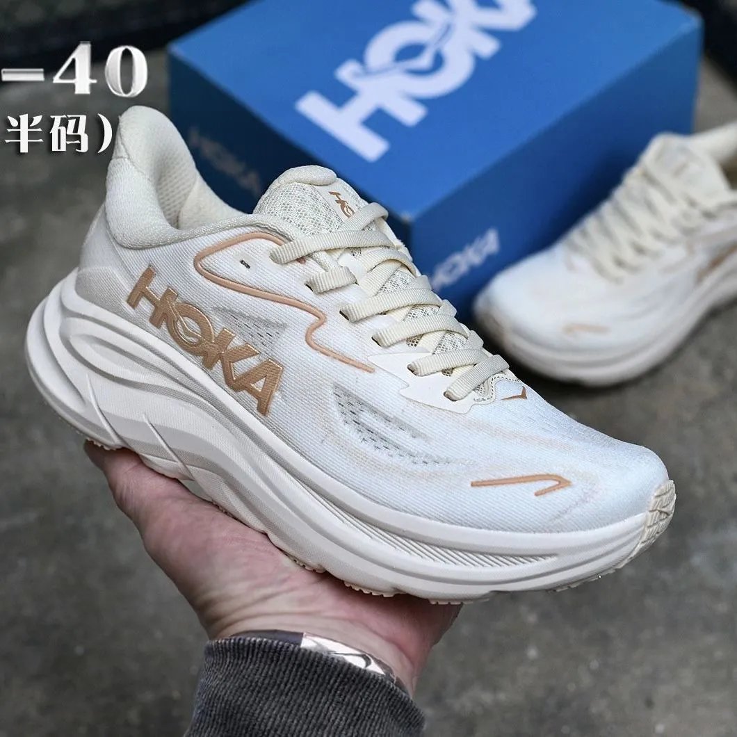 HOKA Sneakers Clifton 10 — H 10-Beige Gold