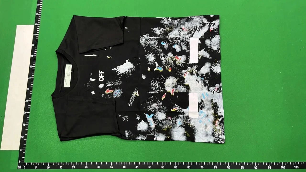 Off-White T-Shirts Arrow Graphic Print image 3