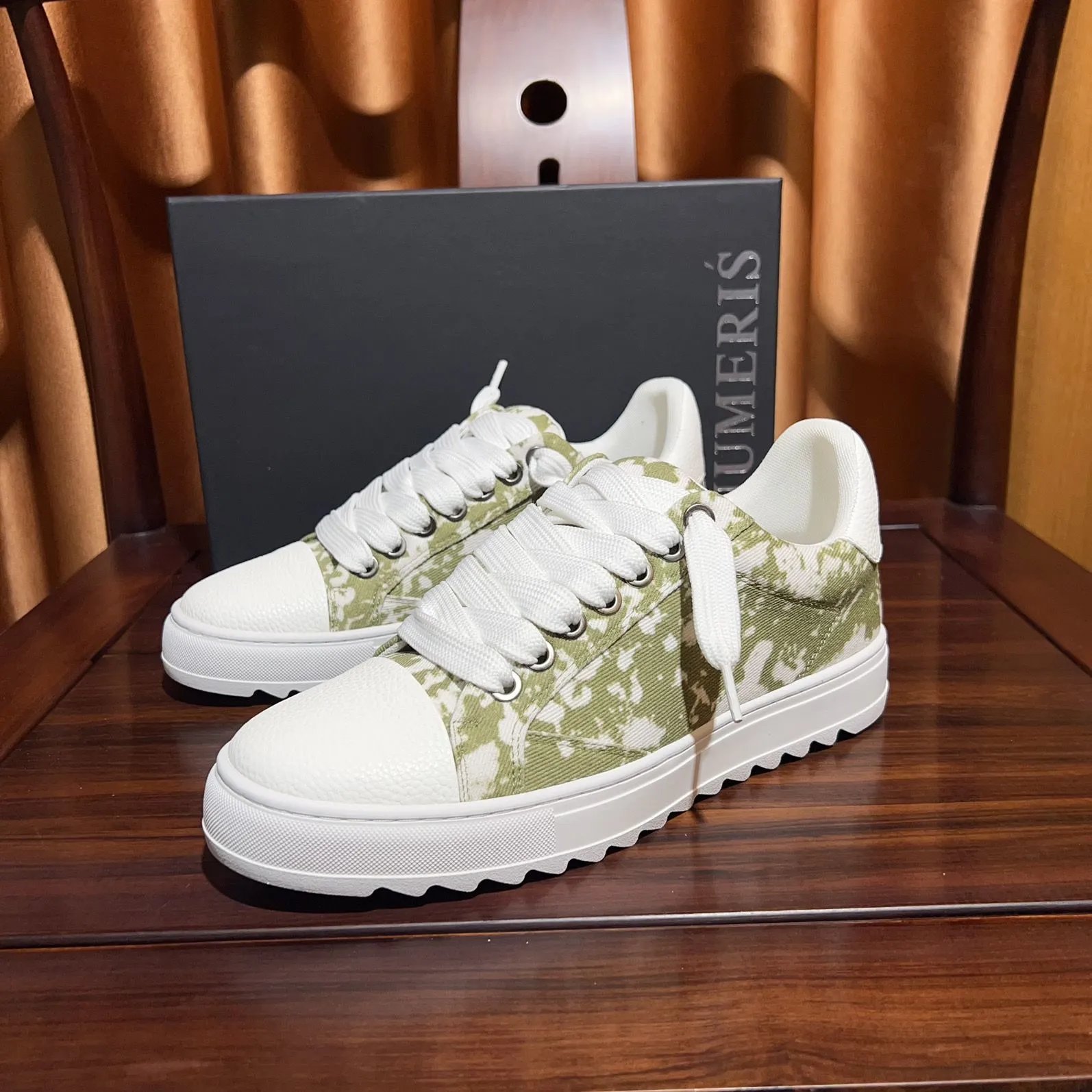 Numeris Sneakers Atelier low-top lace-up — Green