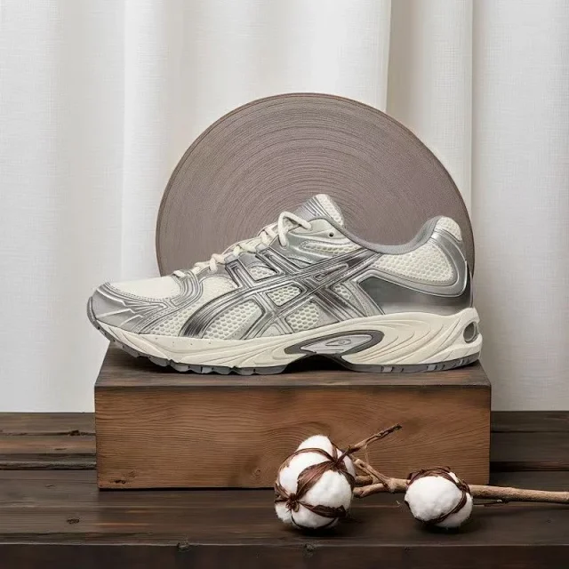 ASICS Sneakers Mesh Panel product detail image 3