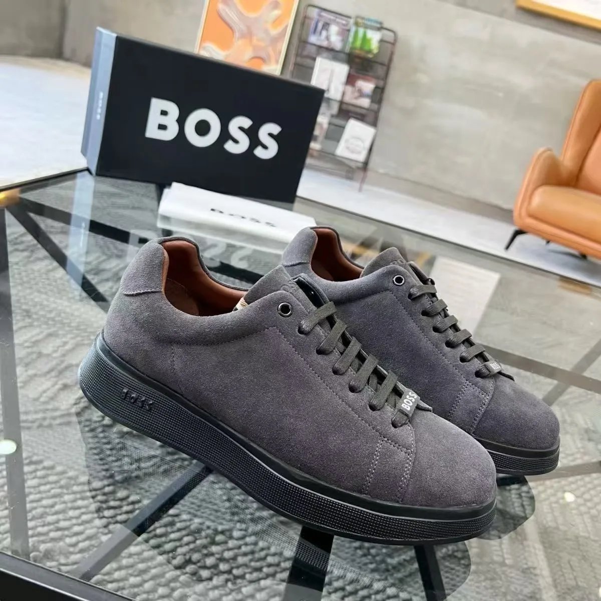 BOSS Sneakers Suede low-top lace-up — 15