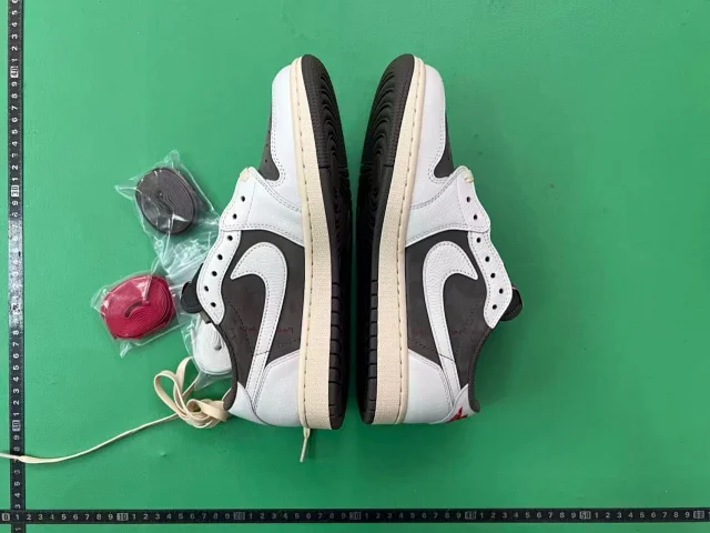 Nike Sneakers Low-Top Retro product detail image 3