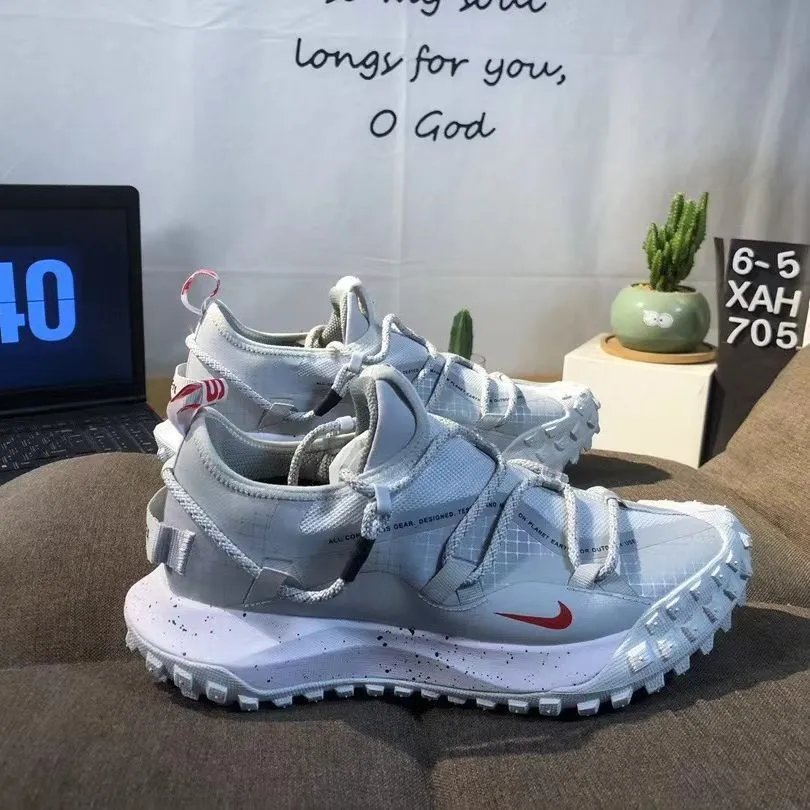 Nike Sneakers ACG Trail — F 1 Light gray red