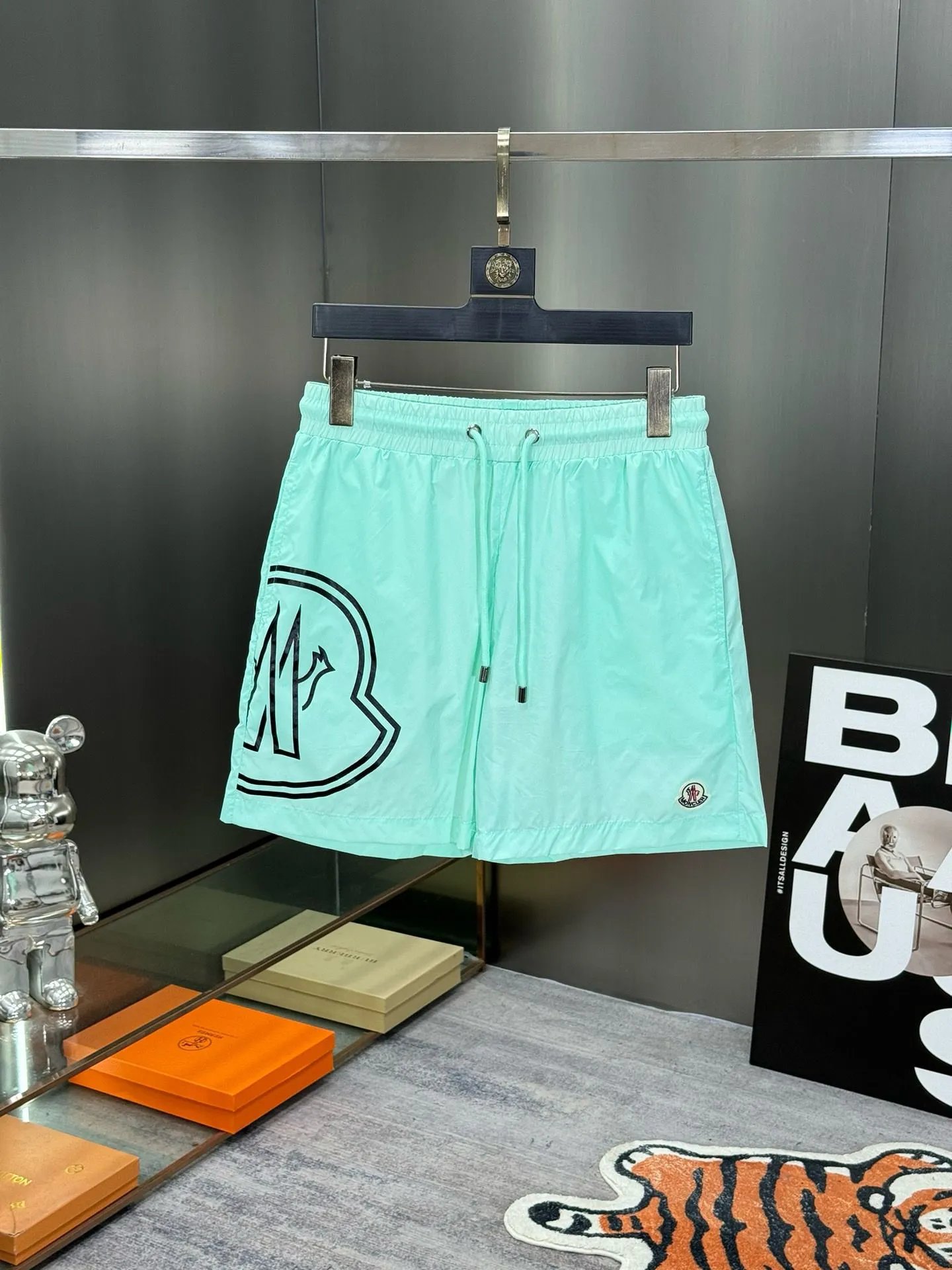 Moncler Shorts Drawstring logo-print — Emerald green