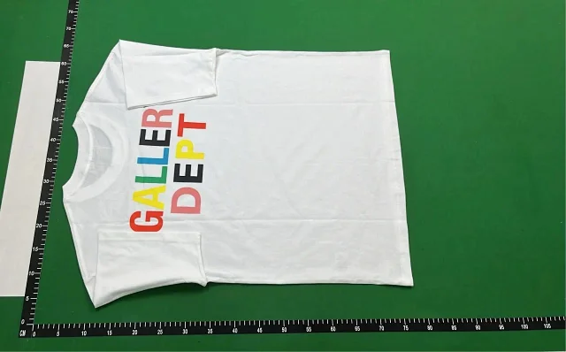 Gallery Dept. T-Shirts Loose Graphic Print product detail image 5