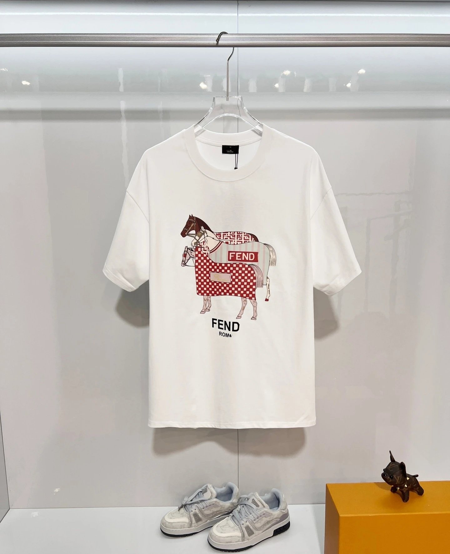 Unbranded T-Shirts Graphic-print crew-neck short-sleeve T-shirt — 31