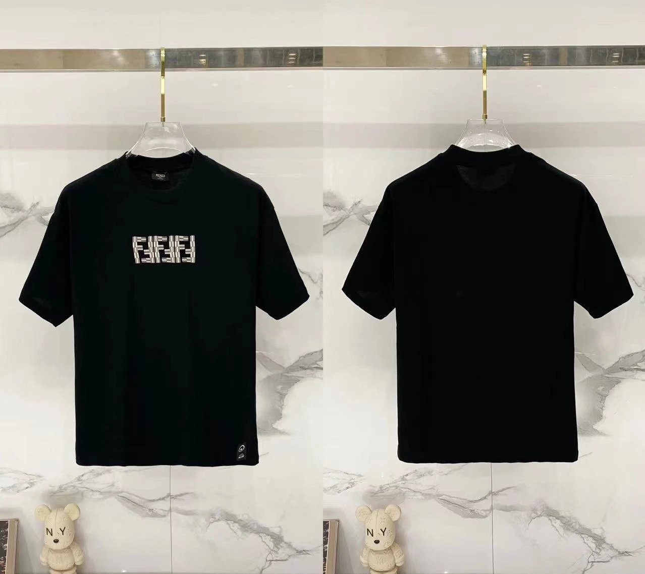 Fendi T-Shirts Loose-fit crew-neck short-sleeve T-shirt — F 011 embroidery black