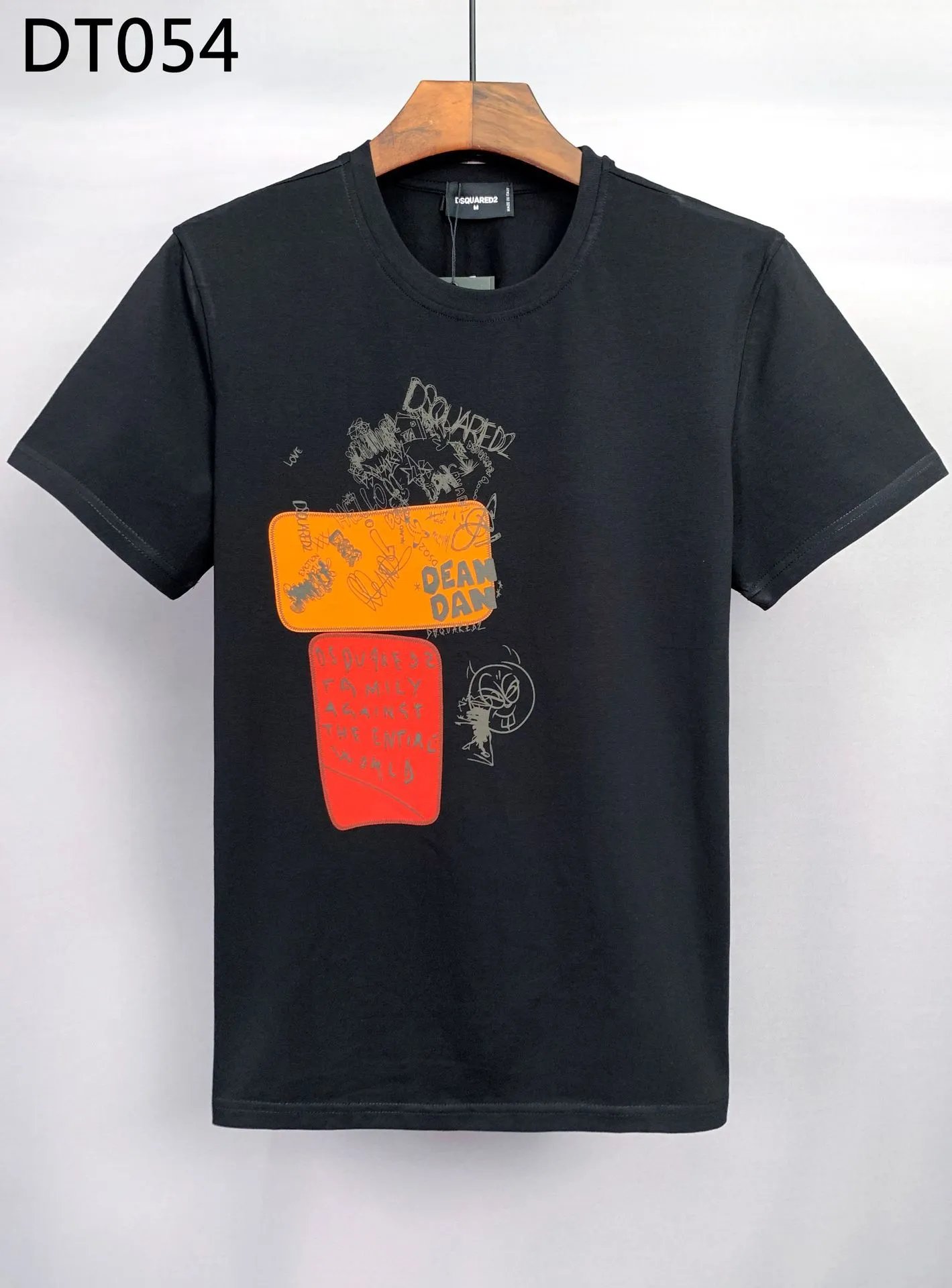 Dsquared2 T-Shirts Graphic Print — DT 054 black