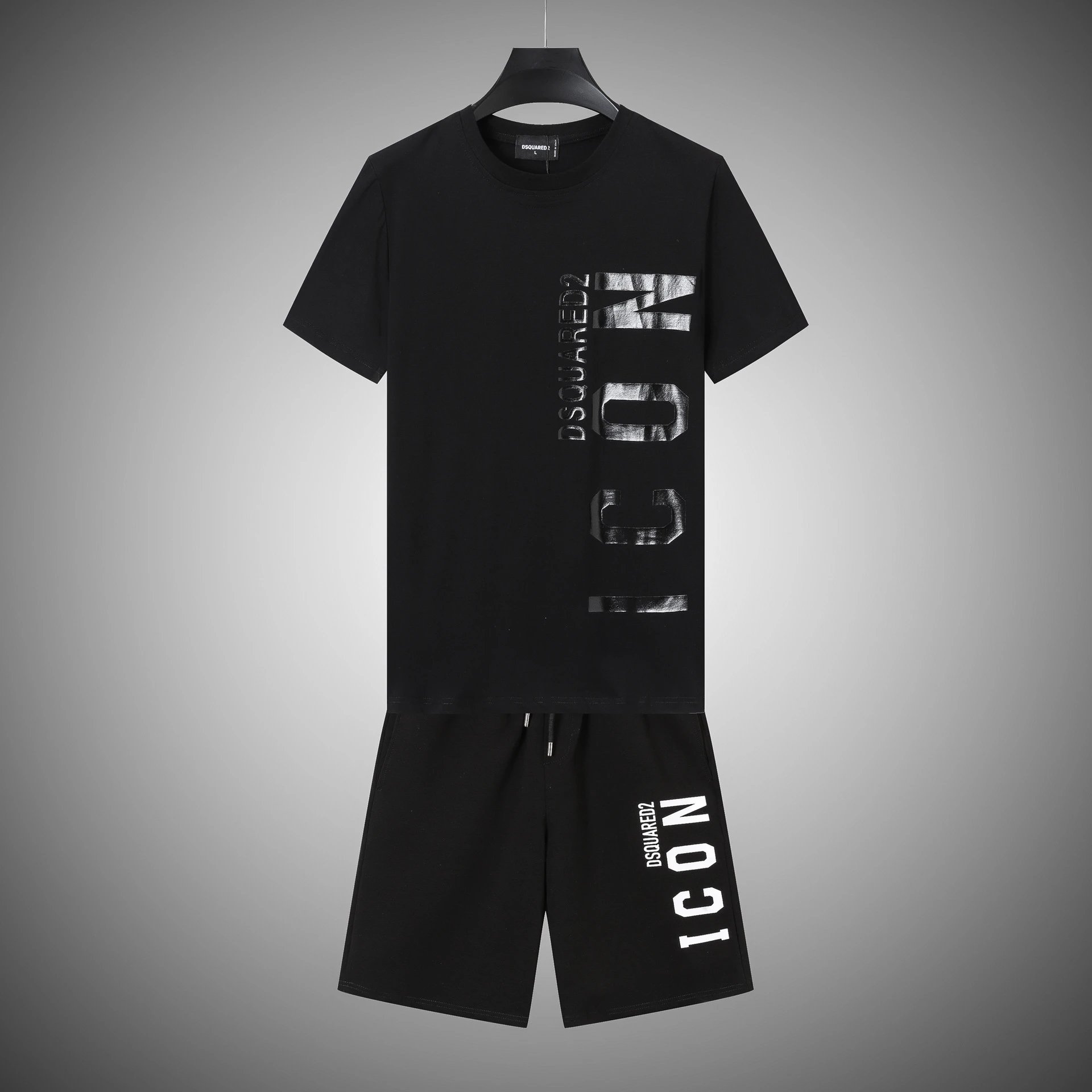 DSQUARED2 Matching Sets U3DS-2 Graphic T-Shirt and Shorts Set — 7