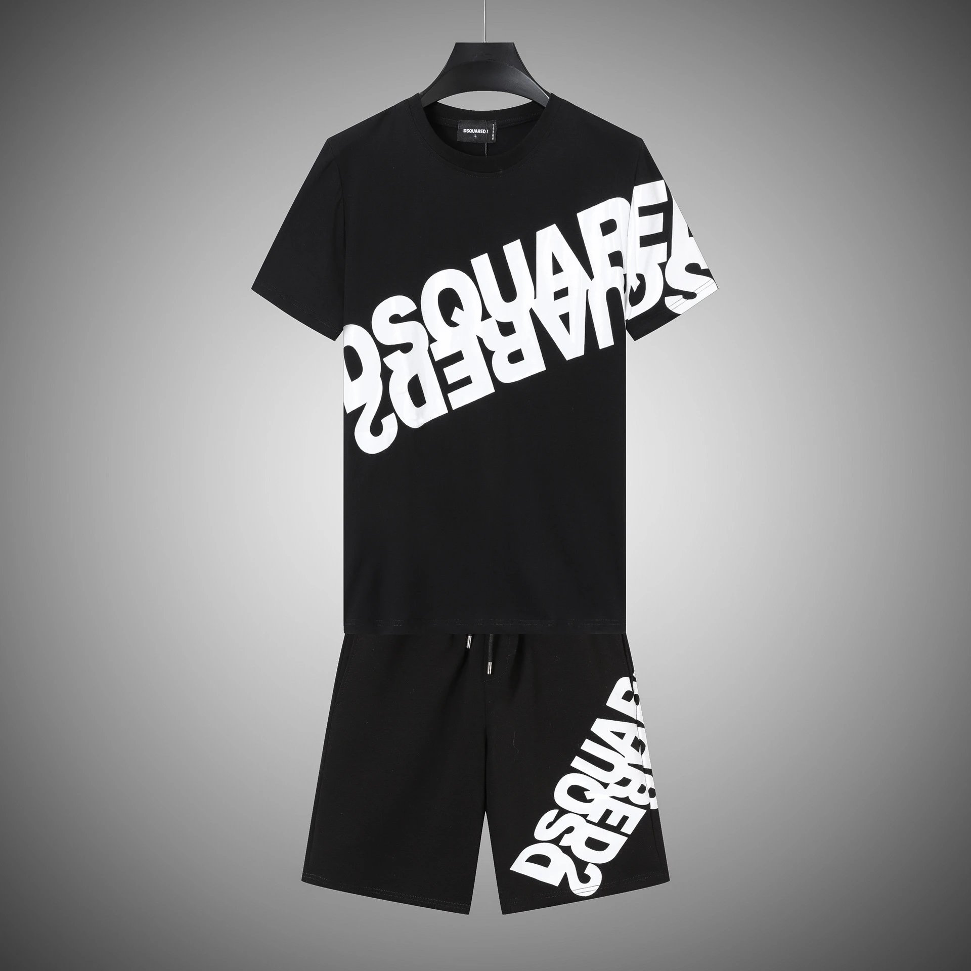 DSQUARED2 Matching Sets U3DS-2 Graphic T-Shirt and Shorts Set — 21