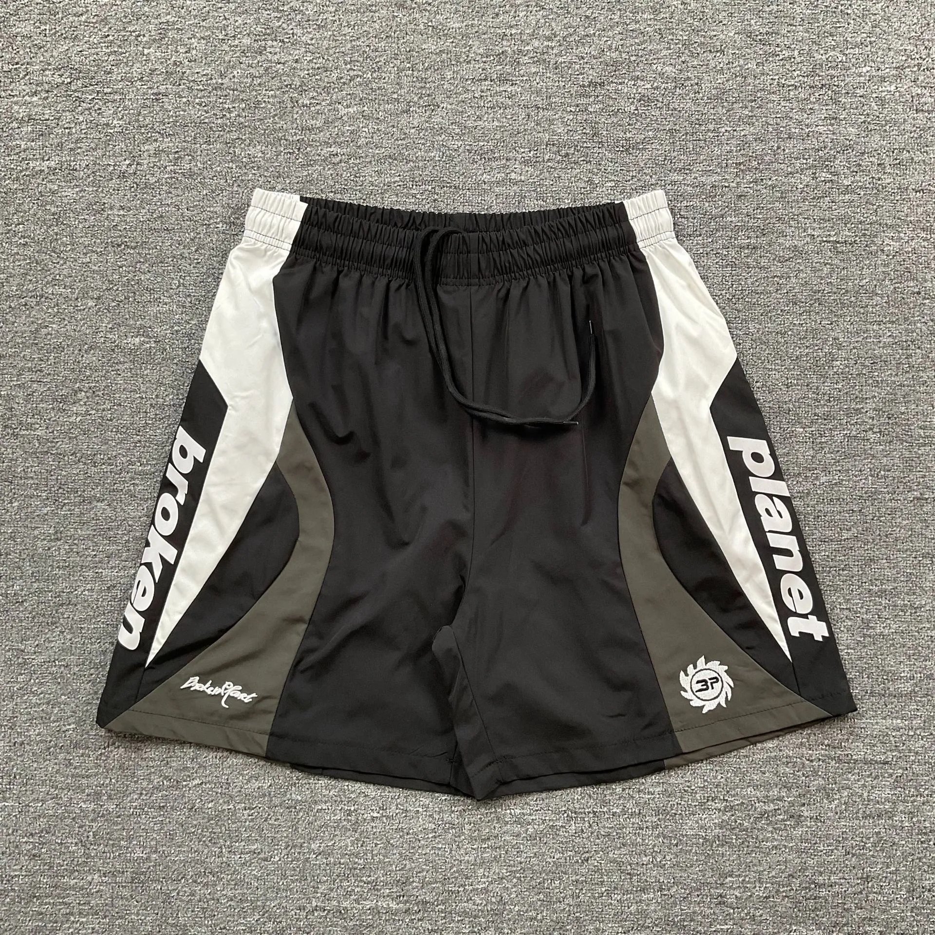 Broken Planet Shorts Graphic Panel Drawstring — 3225 black