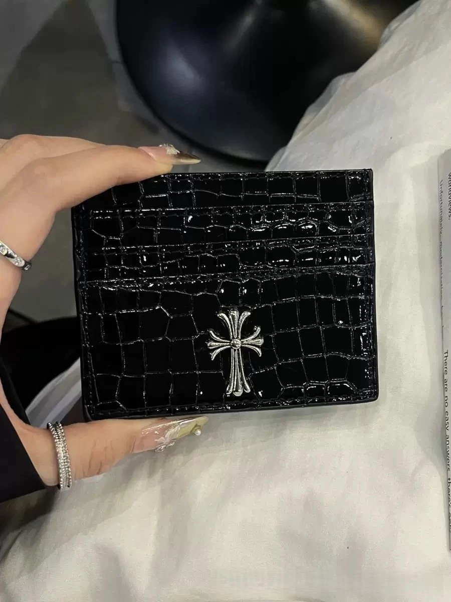Unbranded Wallets & Card Holders Crocodile-Embossed Holder with Rhinestone Ring Emblem — Seven-card black crocodile-pattern cross