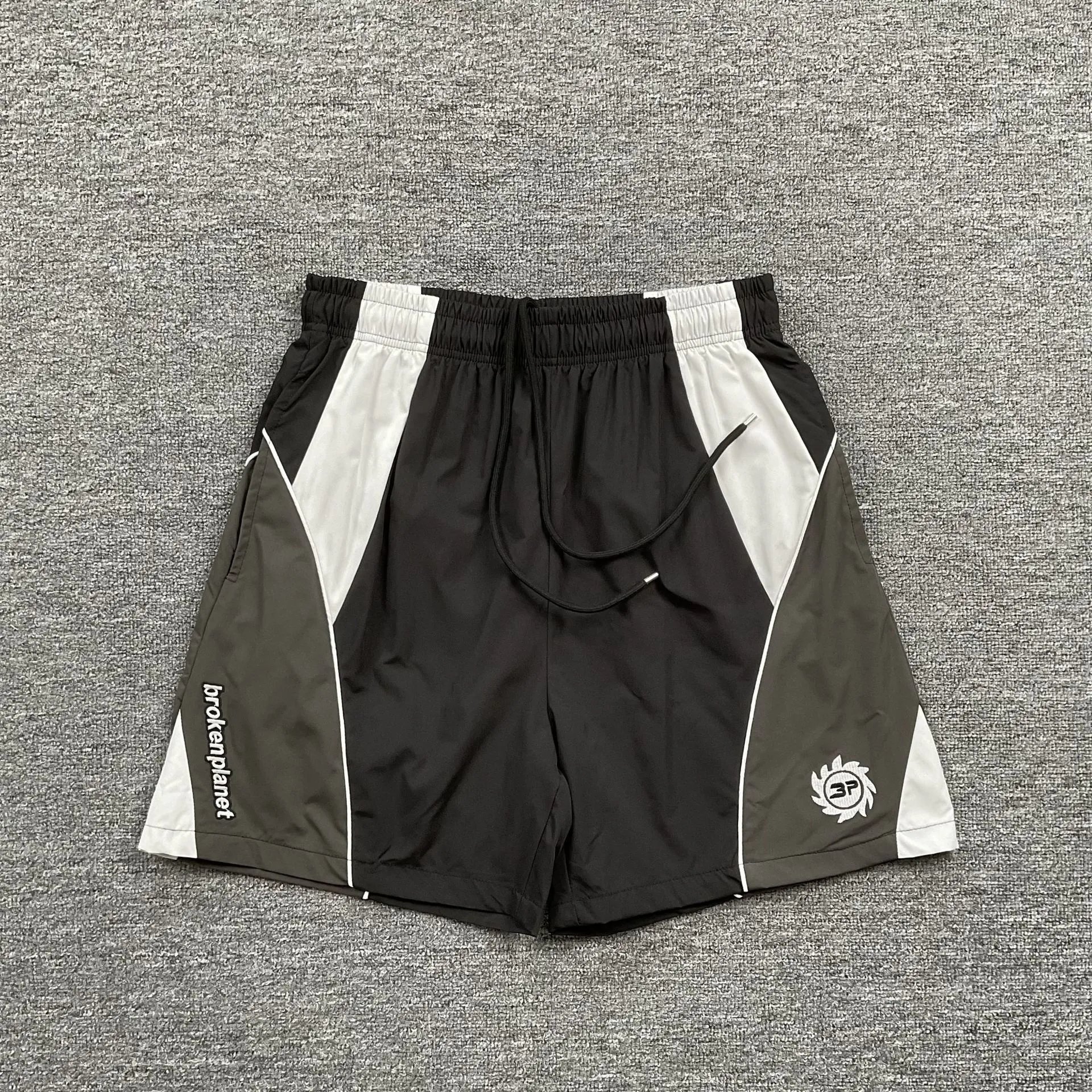 Broken Planet Shorts Drawstring athletic — 8328 Black
