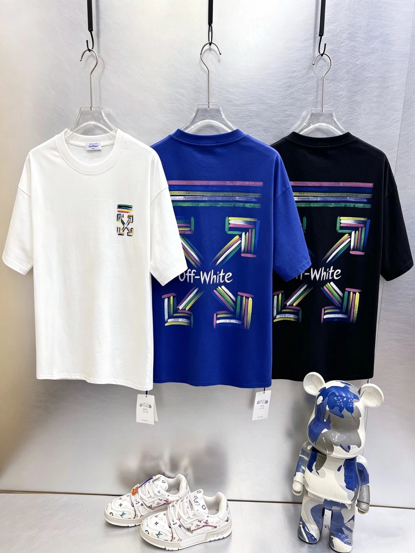 Off white T-shirt