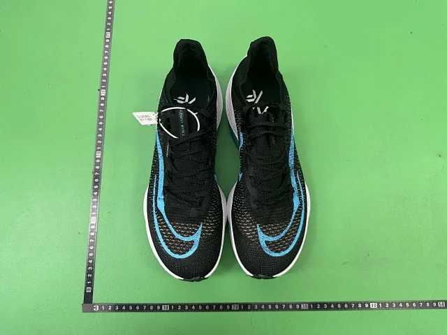Unbranded Sneakers Knit low-top with visible air-cushion sole product detail image 1