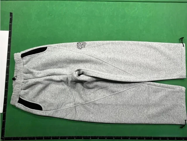 M&T Jackets Hooded zip-up embroidered jacket product detail image 3