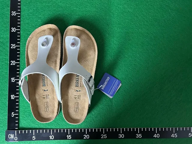 Birkenstock Sandals Gizeh Buckle Thong product detail image 5
